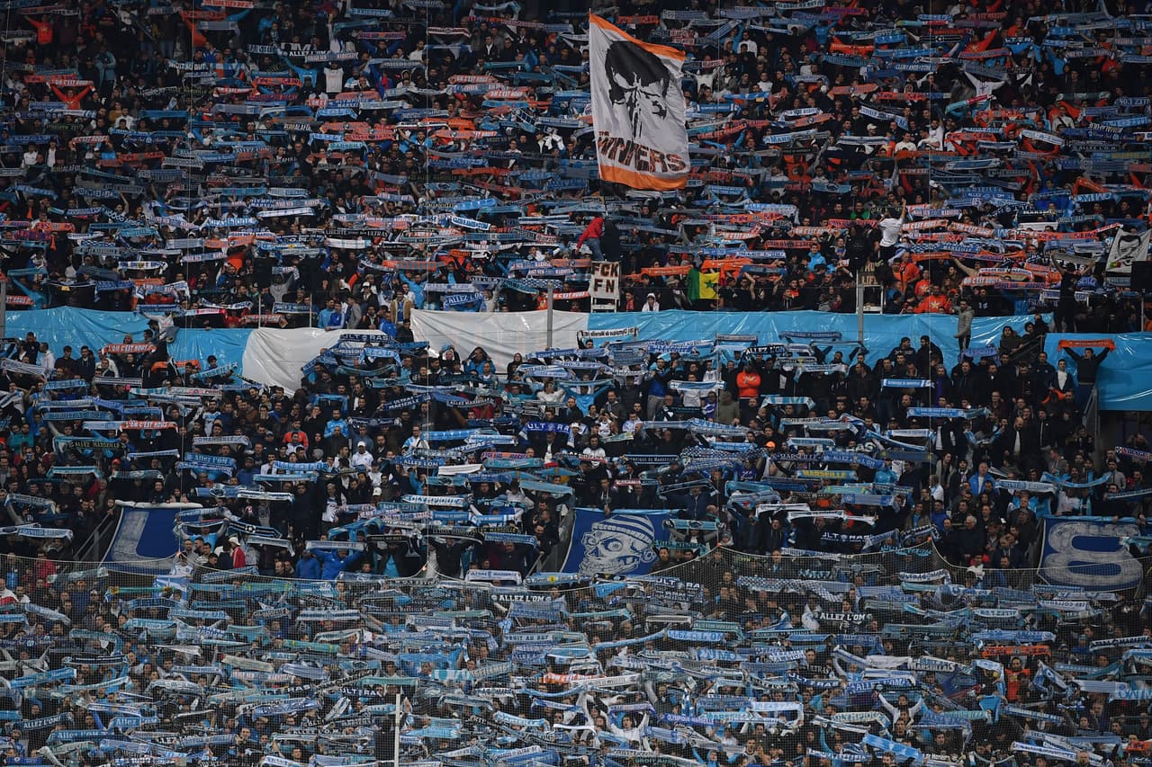 Un marco espectacular se vivió en el Velodrome para este partido de cuartos de final de la Europa League que estaba en favor del Leipzig por 1-0.
