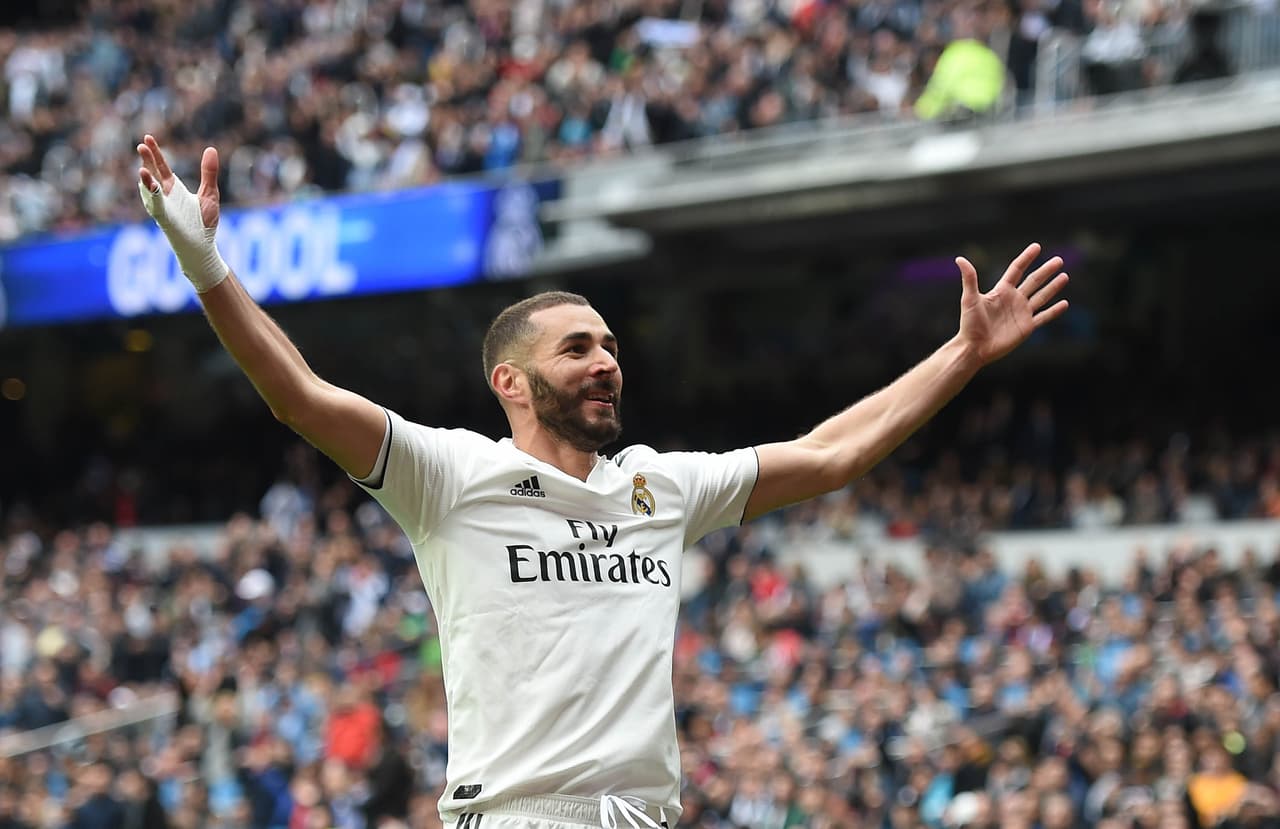 Son 30 goles los que ha conseguido hasta el momento Benzema, quien en medio de una temporada oscura del Madrid ha podido sobreponerse y ser protagonista ante el arco.