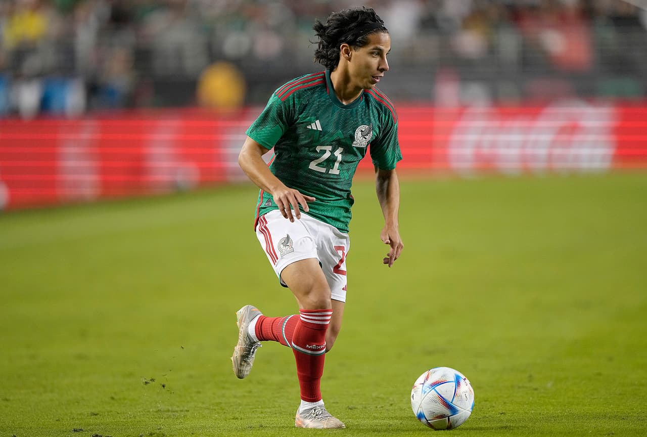 ¡Diego Lainez hizo berrinche tras enterarse que no iba al Mundial!