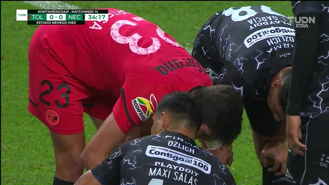 ¡TIRO ATAJADO! disparo por Rodrigo Aguirre.