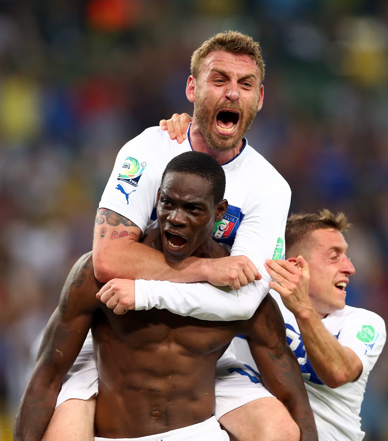 'Súper Mario' puso cifras definitivas. México no avanza de ronda cuando pierde en el debut en la Confederaciones.