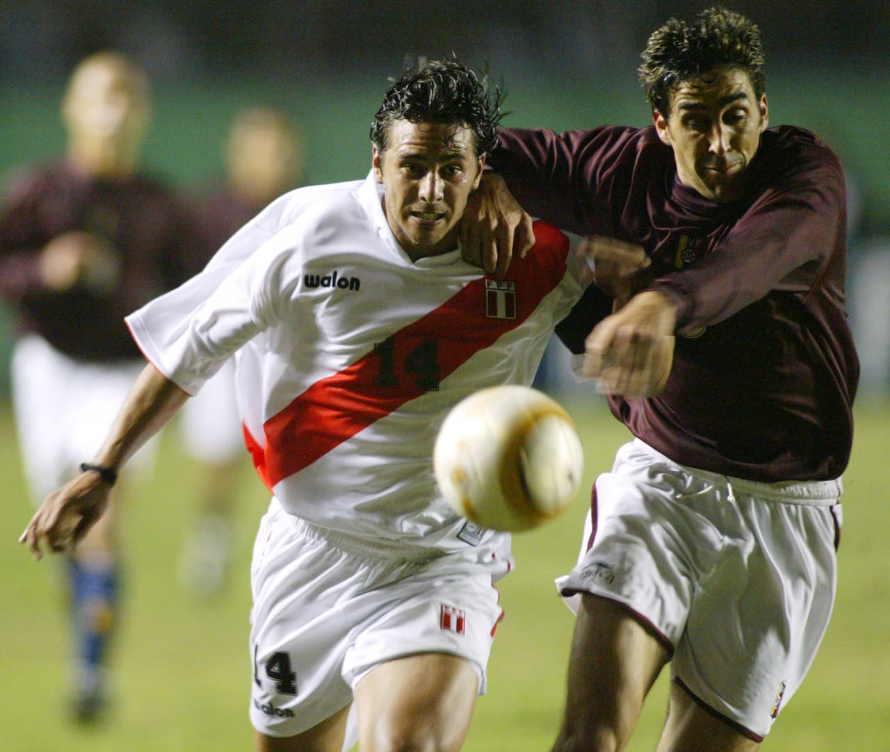 A pesar de la exitosa carrera a nivel de clubes, Pizarro apenas ha marcado 6 goles en 39 partidos durante cinco eliminatorias, lo que ha generado toda clase de recriminaciones por su rendimiento.