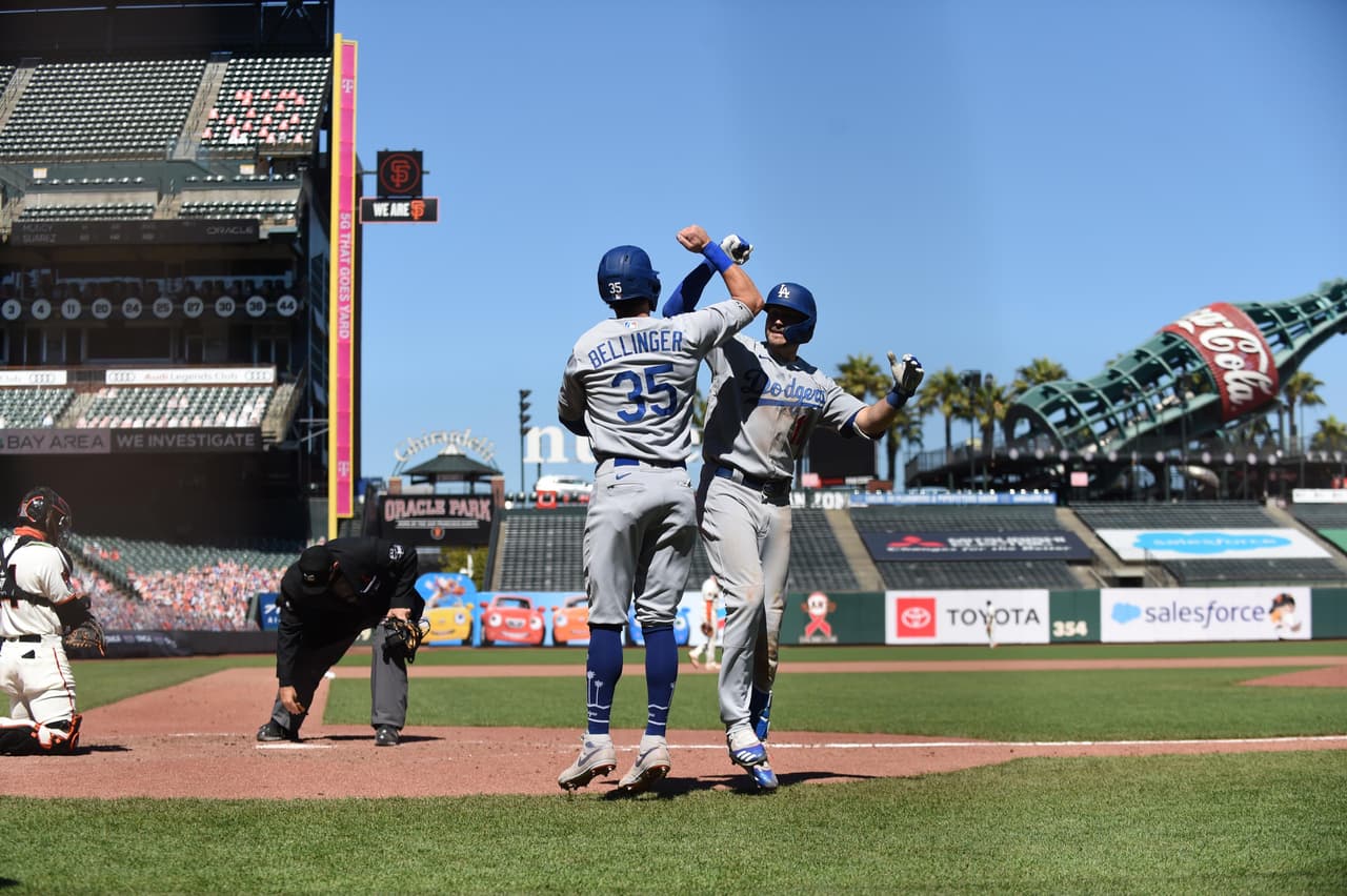 Clayton Kershaw domina y Dodgers blanquea a San Francisco