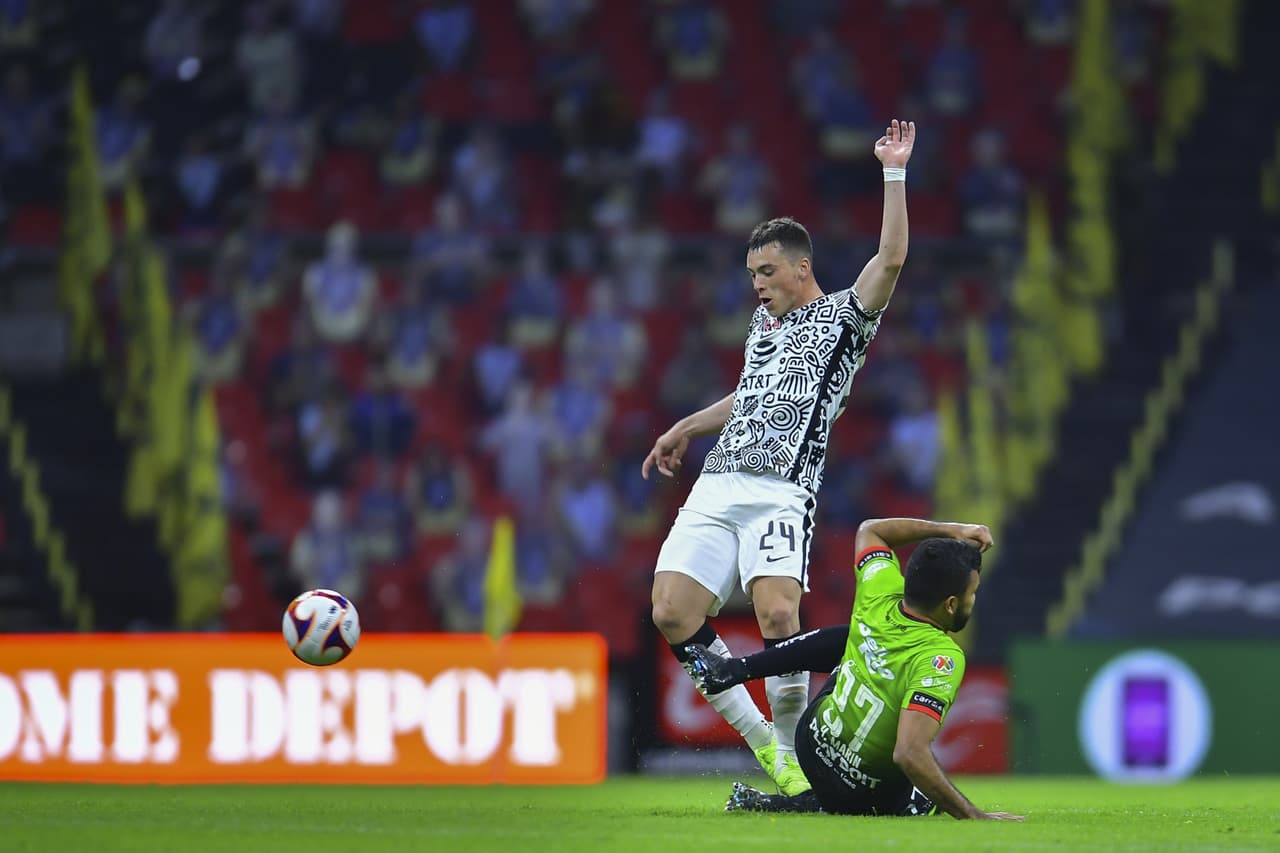 Con goles de Emanuel Aguilera y Roger Martínez, América vence 2-0 a Bravos y se adueñan de los tres puntos.