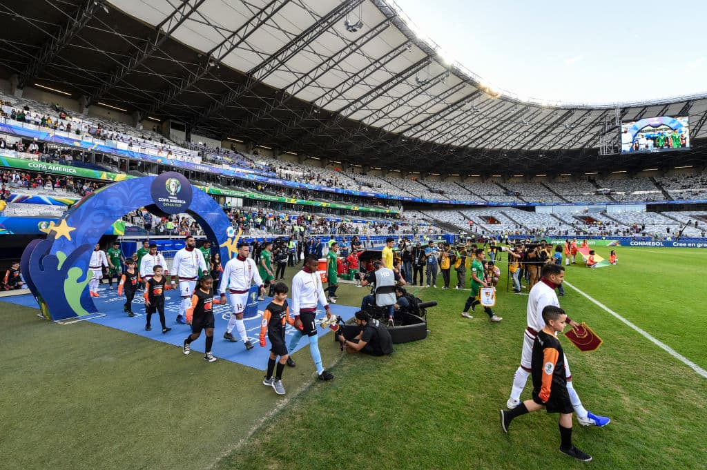 En el Estadio Mineirao ante una baja presencia de público, Venezuela y Bolivia definían su destino en la Copa América.