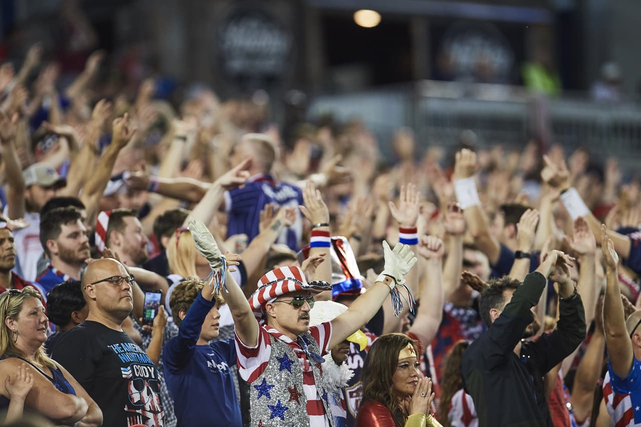 Estados Unidos adoptó como grito de guerra el “Dos a cero”, luego de vencer a México por este marcador en repetidas ocasiones. En Total han sido 11 veces, de 22, en las que han salido victoriosos.