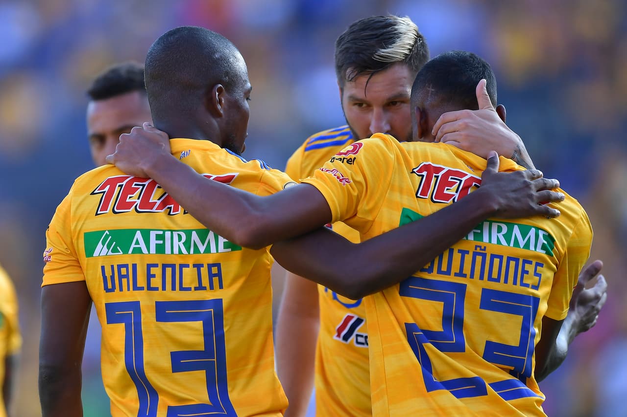 El flamante campeón de la Liga MX se aproxima a la cima del torneo tras vencer 3-1 a Necaxa.