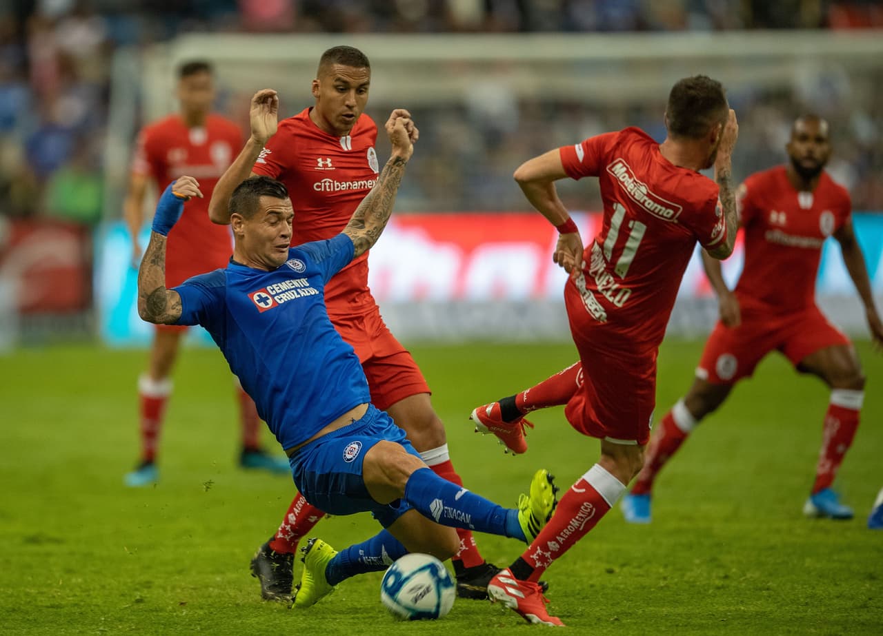 Fue un duelo complejo entre La Máquina y los Diablos Rojos