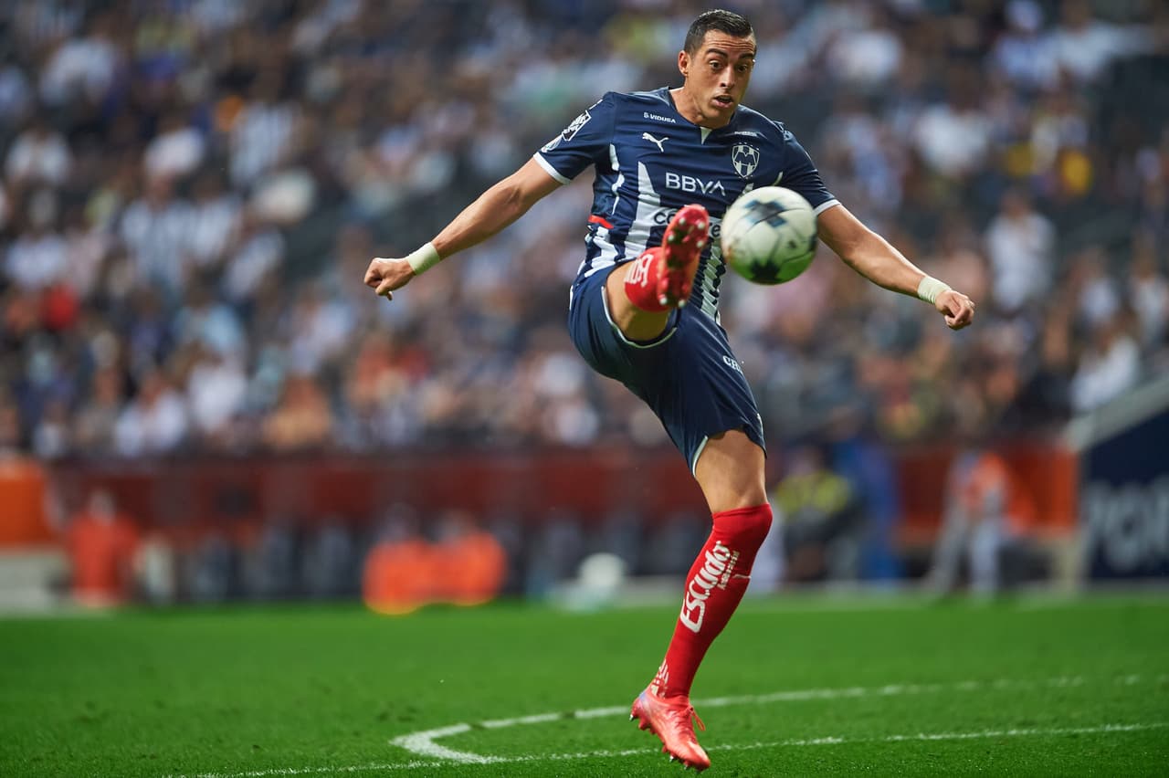 Rogelio Funes Mori estará disponible con Rayados ante Toluca