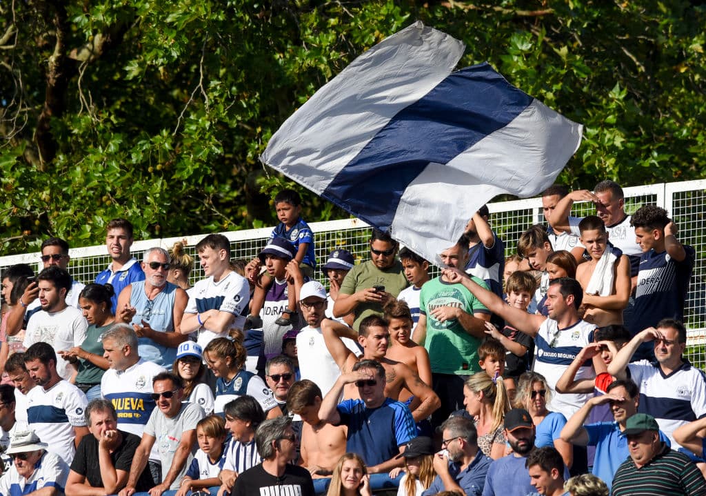 Gimnasia La Plata y Patronato empataron a un gol. Tercer empate del equipo de Diego Armando Maradona en este año.