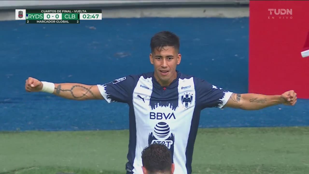 ¡Gol de Rayados! Error del portero y Maxi Meza no perdonó para el 1-0