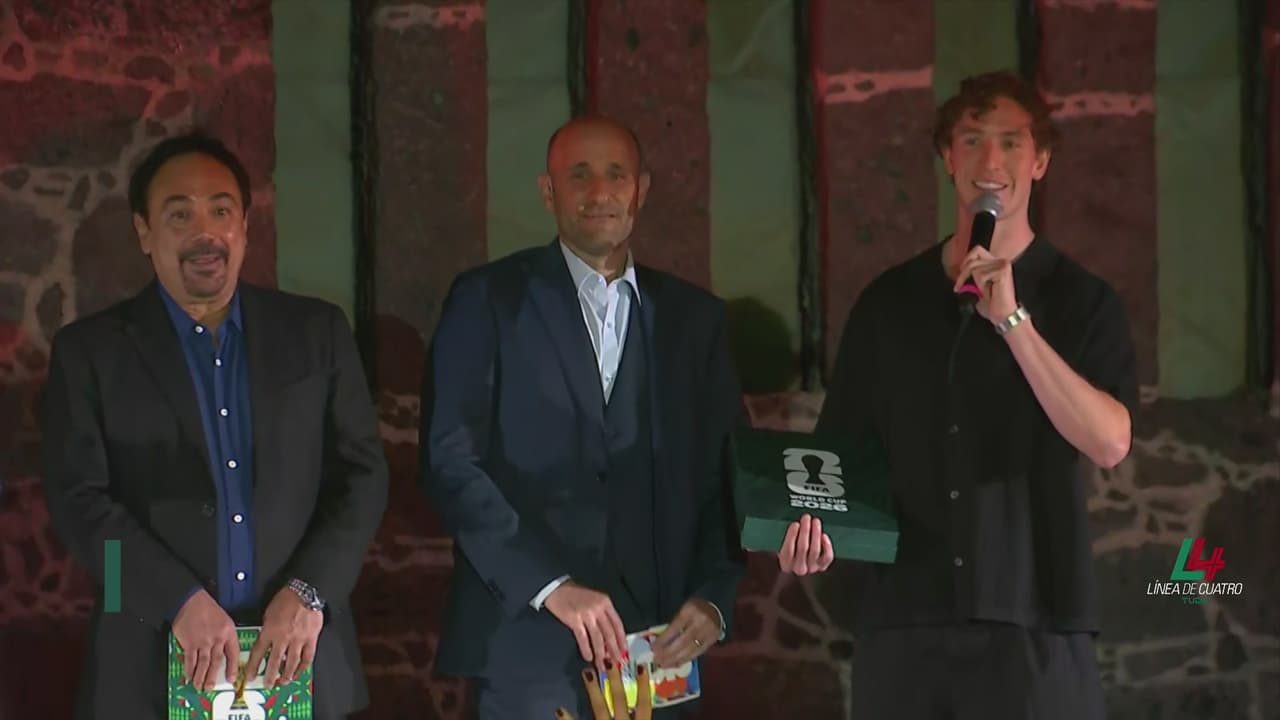 Marcel Ruiz se busca en el álbum oficial de la FIFA