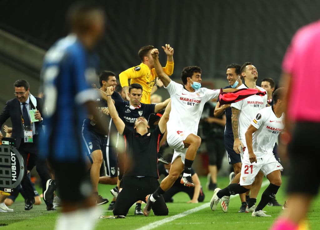 Las postales de la celebración del cuadro de Lopetegui tras imponerse al Inter en la final.