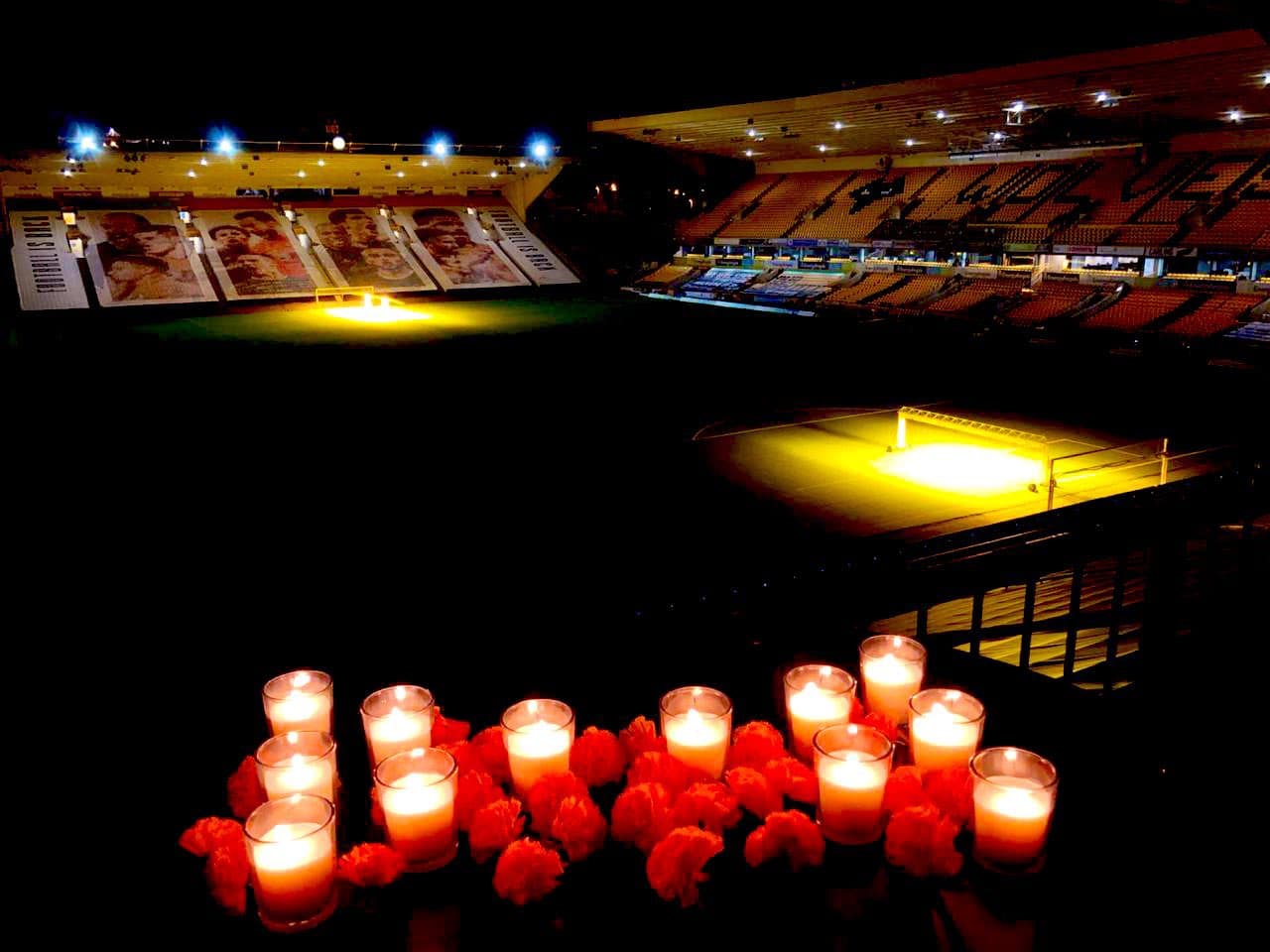 Equipos de diversos deportes, desearon feliz Día de Muertos, tradición mexicana que le ha dado la vuelta al mundo.