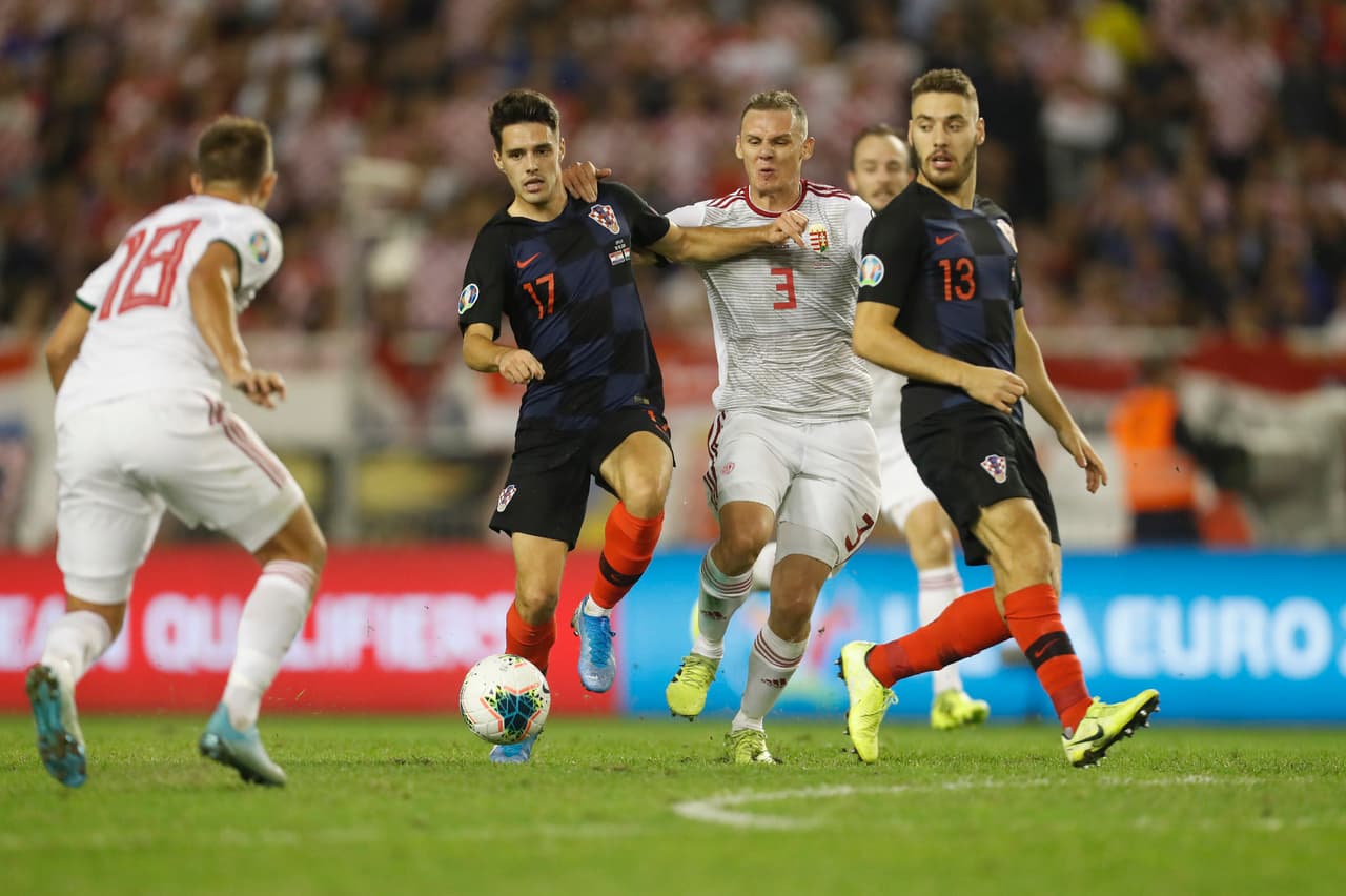 Al minuto 56 el húngaro László Kleinheisler vió la tarjeta roja al conseguir su segunda amarilla por protesta.