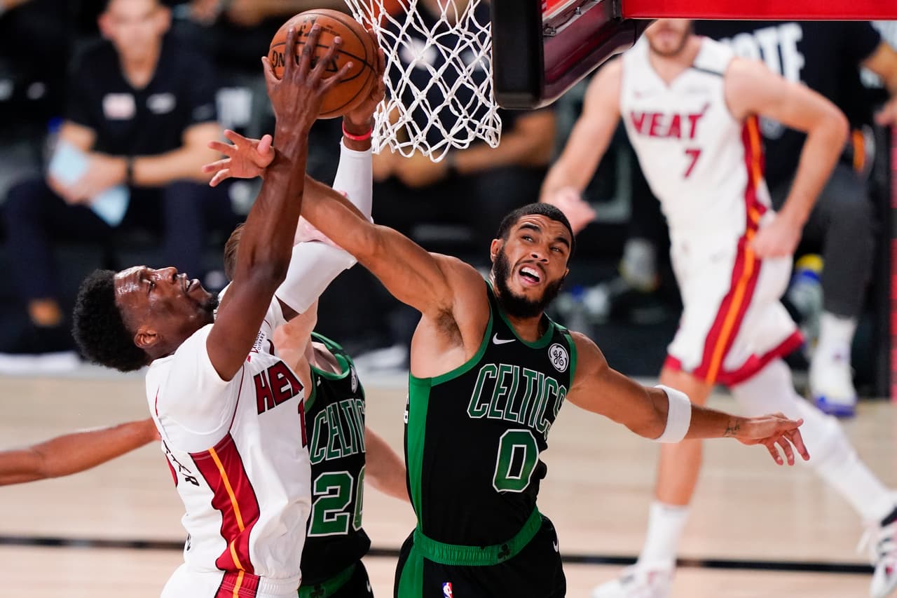 Boston se impuso en el quinto juego 121-108 y los de Miami no pueden liquidar la Final de Conferencia. | En el tercer cuarto los Boston Celtics definieron el juego; Jason Tatum se despachó con 31 puntos y fue el máximo anotador del partido.