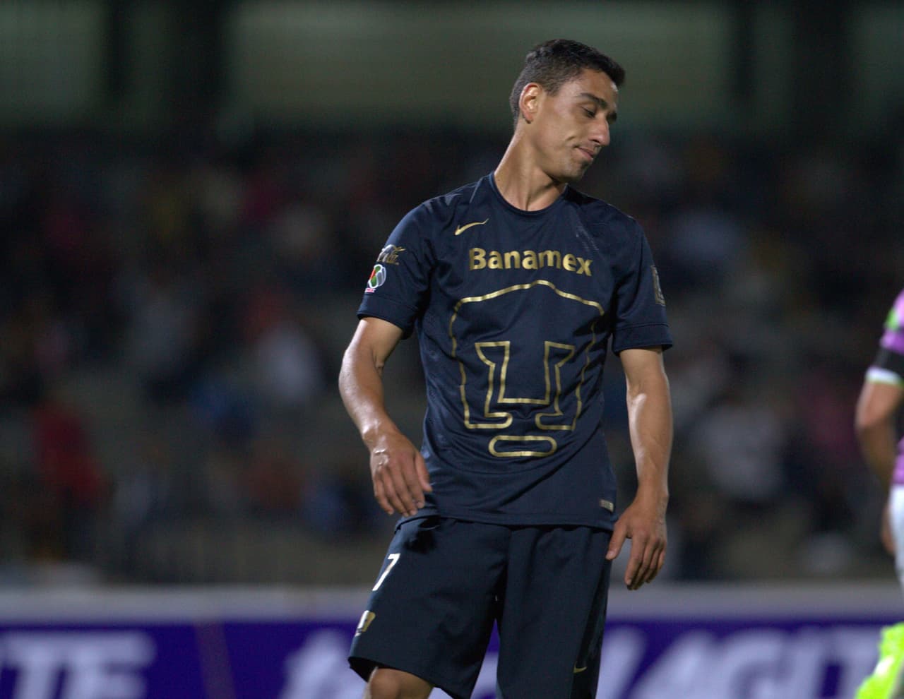 Jonathan Ramis: El delantero sudamericano fracasó con los Pumas, jugó en 12 partidos con los felinos en los cuales no logró ni una sola anotación por lo que los universitarios optaron por darle las gracias.