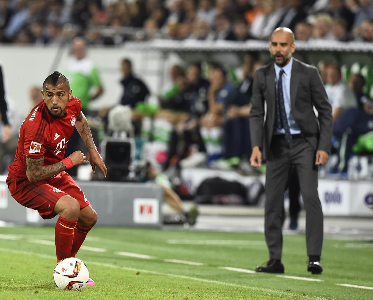 Arturo Vidal llegó al Bayern Munich tras ganarlo todo con la Juventus gracias al interés que mostró Pep Guardiola por el talentoso volante chileno. Luego de una polémica pero exitosa participación en la Copa América en su país, el 'Rey Arturo' dejó a la Juve para volver a la Bundesliga cuatro años después tras su paso por el Leverkusen.