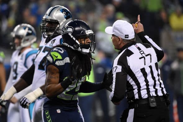 Los Seattle Seahawks avanzaron al juego por el campeonato de la Conferencia Nacional al derrotar en casa a los Carolina Panthers por 31-17.