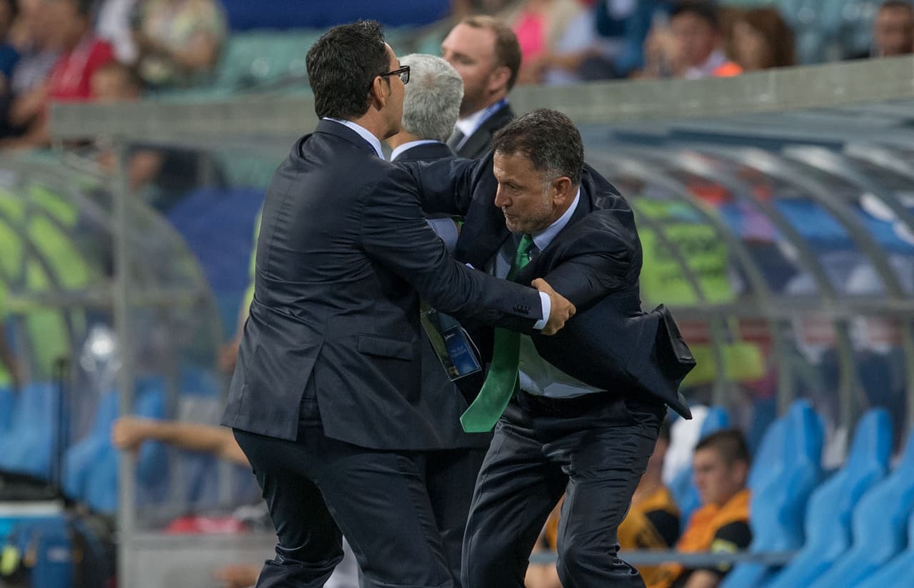Osorio lució incontrolable en sus momentos de furia y la FIFA decidió aplicarle siete fechas sin poder dirigir a la selección, que justo después de la Copa Confederaciones jugaba Copa Oro.