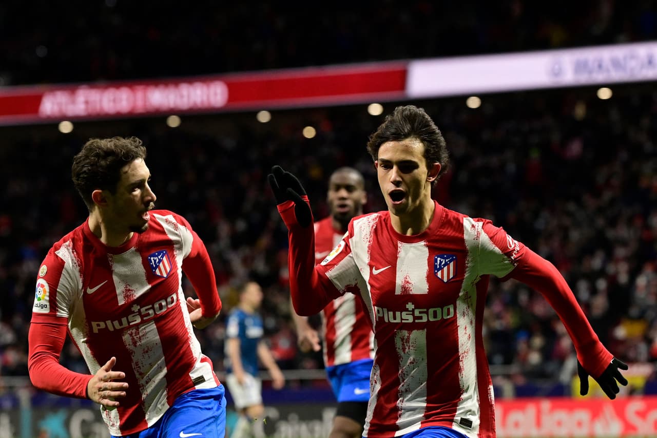 El Atlético de Madrid goleó al Alavés con sendos dobletes de Joao Félix y Luis Suárez.