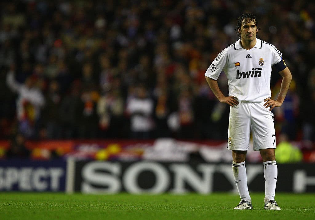 Raúl González | El legendario español disputó 144 duelos de Champions. Anotó 71 goles y dio 16 asistencias.