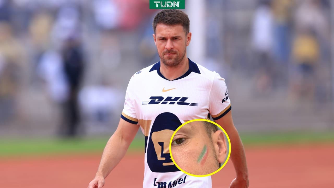 Aaron Ramsey se tatúa colores de México en la piel