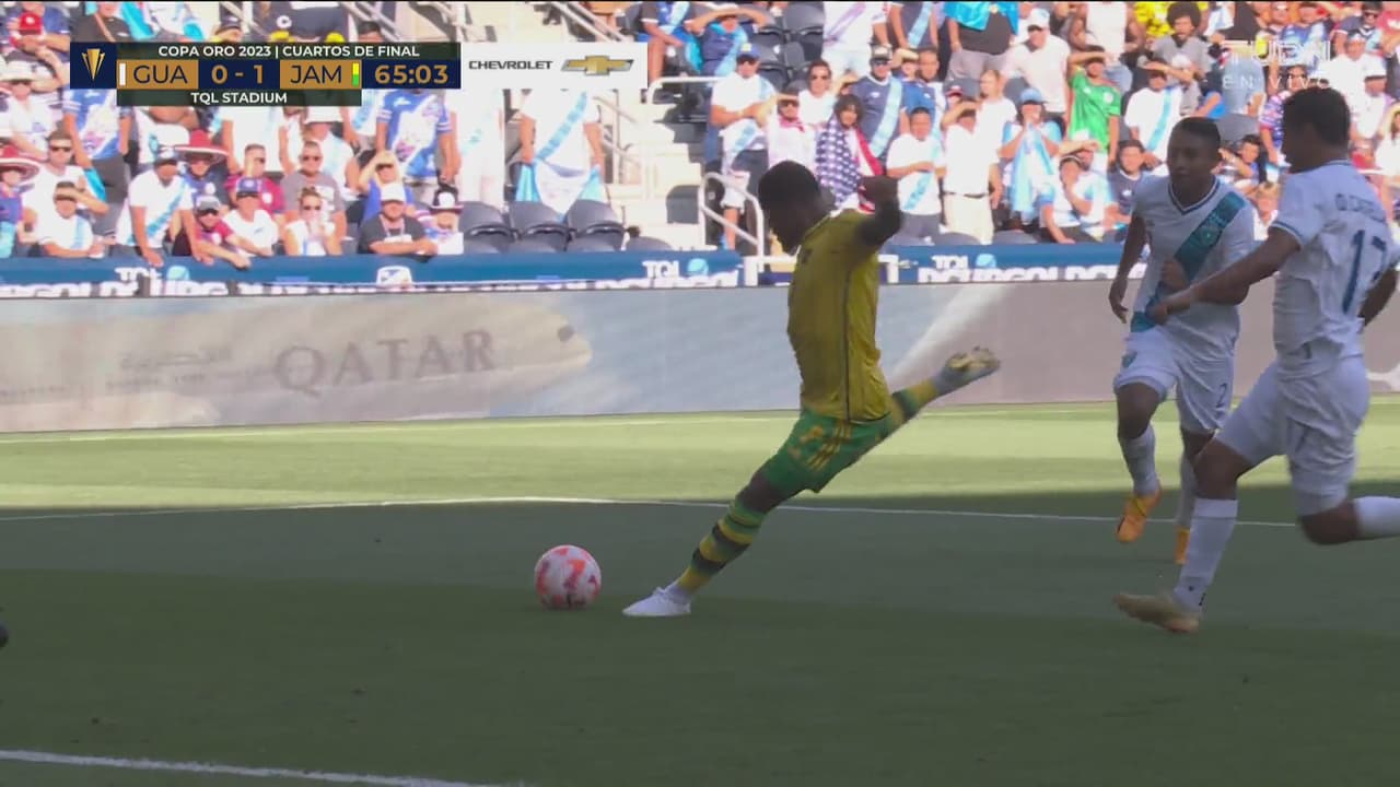 ¡Hagen evita el segundo de Jamaica!