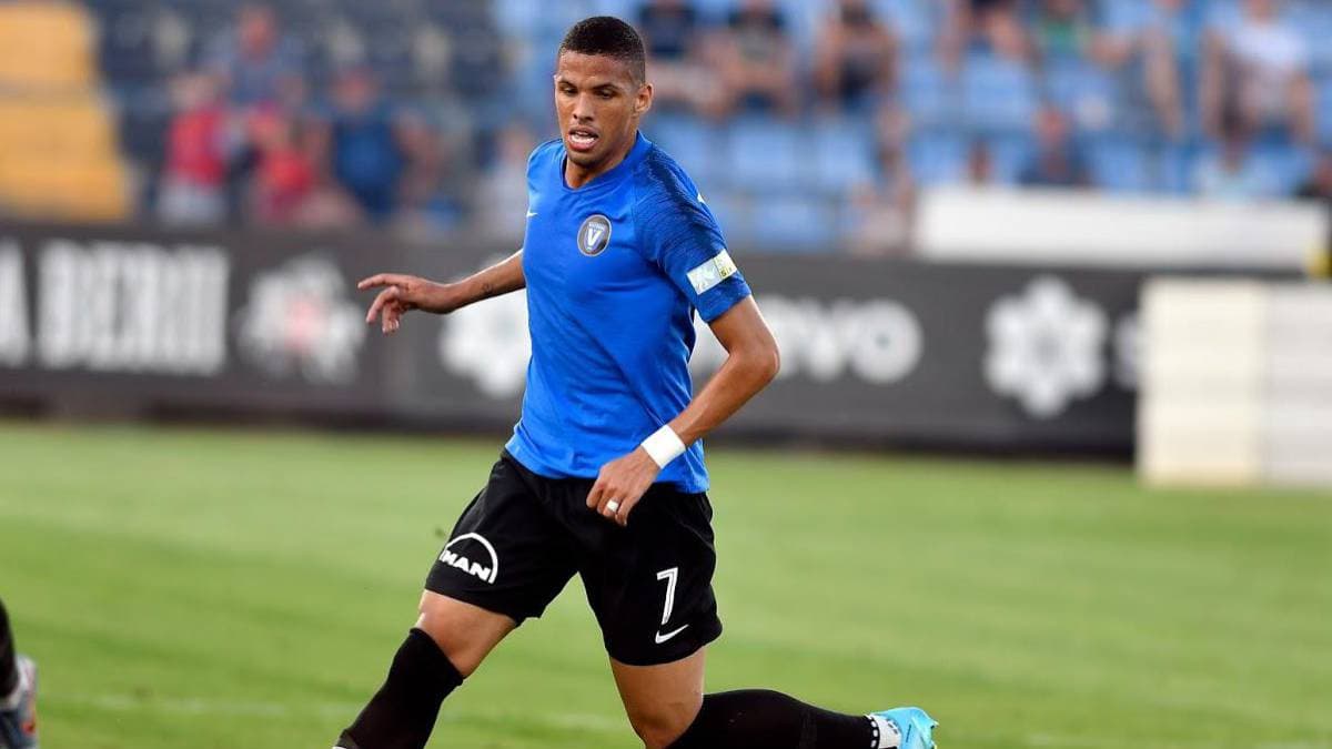 Hijo de Rivaldo interesa a varios equipos de España