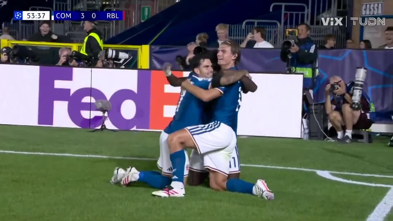 ¡El Como es una locura! Assane Diao marca el tercero ante Leipzig en Champions