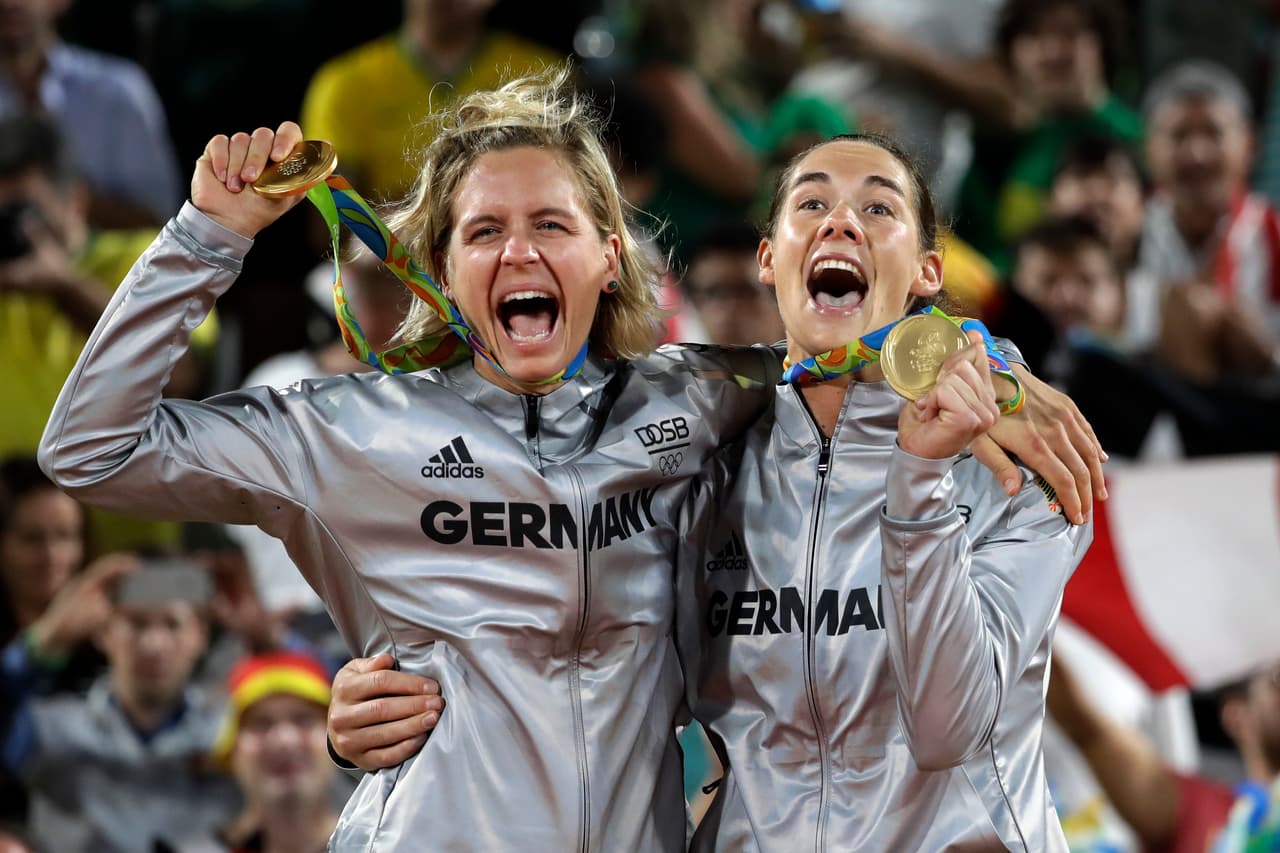 Alemania da un 'Copacabanazo' olímpico tras vencer a Brasil en la final del voleibol de playa