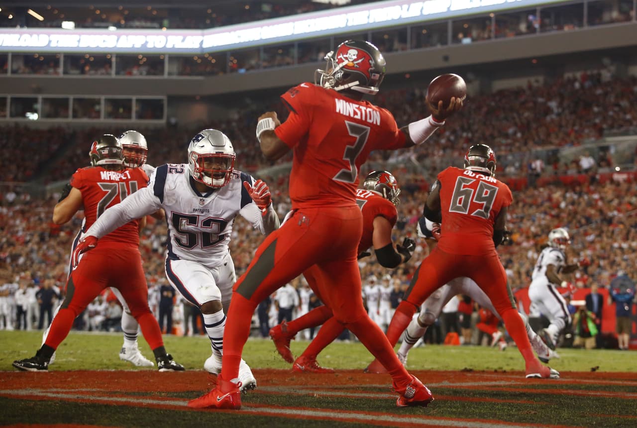 <b>16.- Tampa Bay Buccaneers (15 quarterbacks): </b>
<br>Rob Johson, Shaun King, Brad Johnson, Tim Rattay, Chris Simms, Bruce Gradkowski, Luke McCown, Brian Griese, Jeff Garcia, Byron Leftwich, Josh Johnson, Josh Freeman, Josh McCown, Mike Glennon, Ryan Fitzpatrick, Jameis Winston.