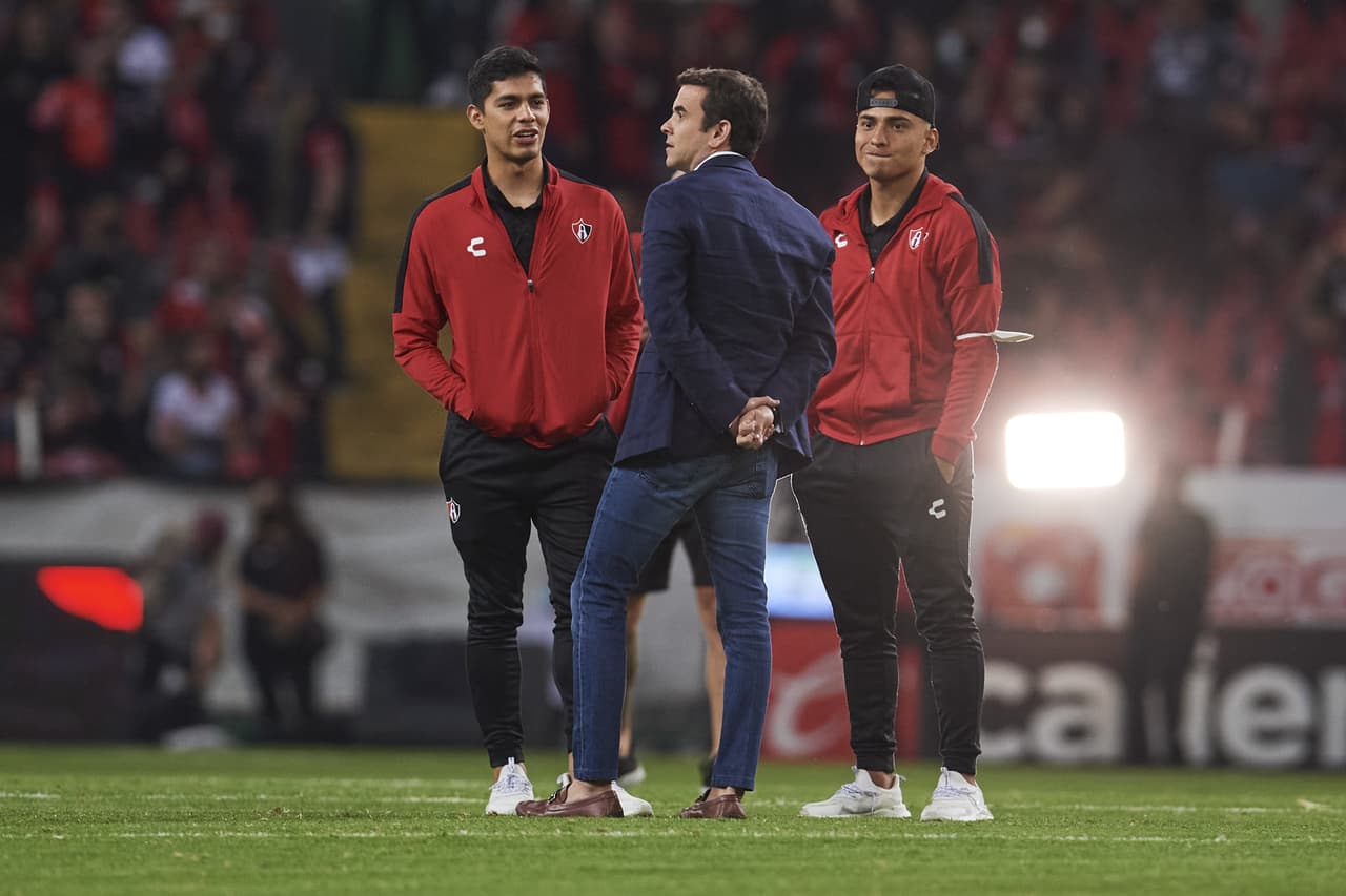 ¡Qué ambientazo! Los seguidores del Atlas se dieron cita en las inmediaciones del Estadio Jalisco desde muchas horas antes de que diera inicio el partido con el fin de alentar en busca de la remontada del título.