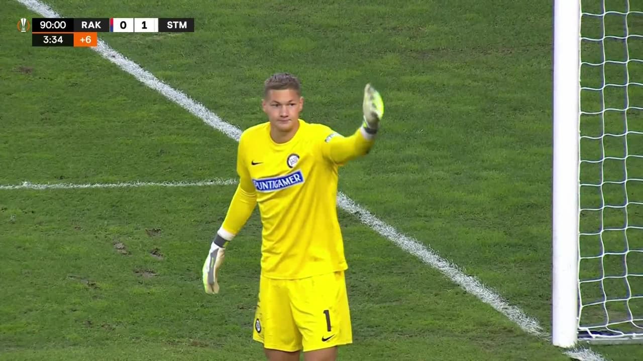 ¡TIRO ATAJADO! disparo por John Yeboah.