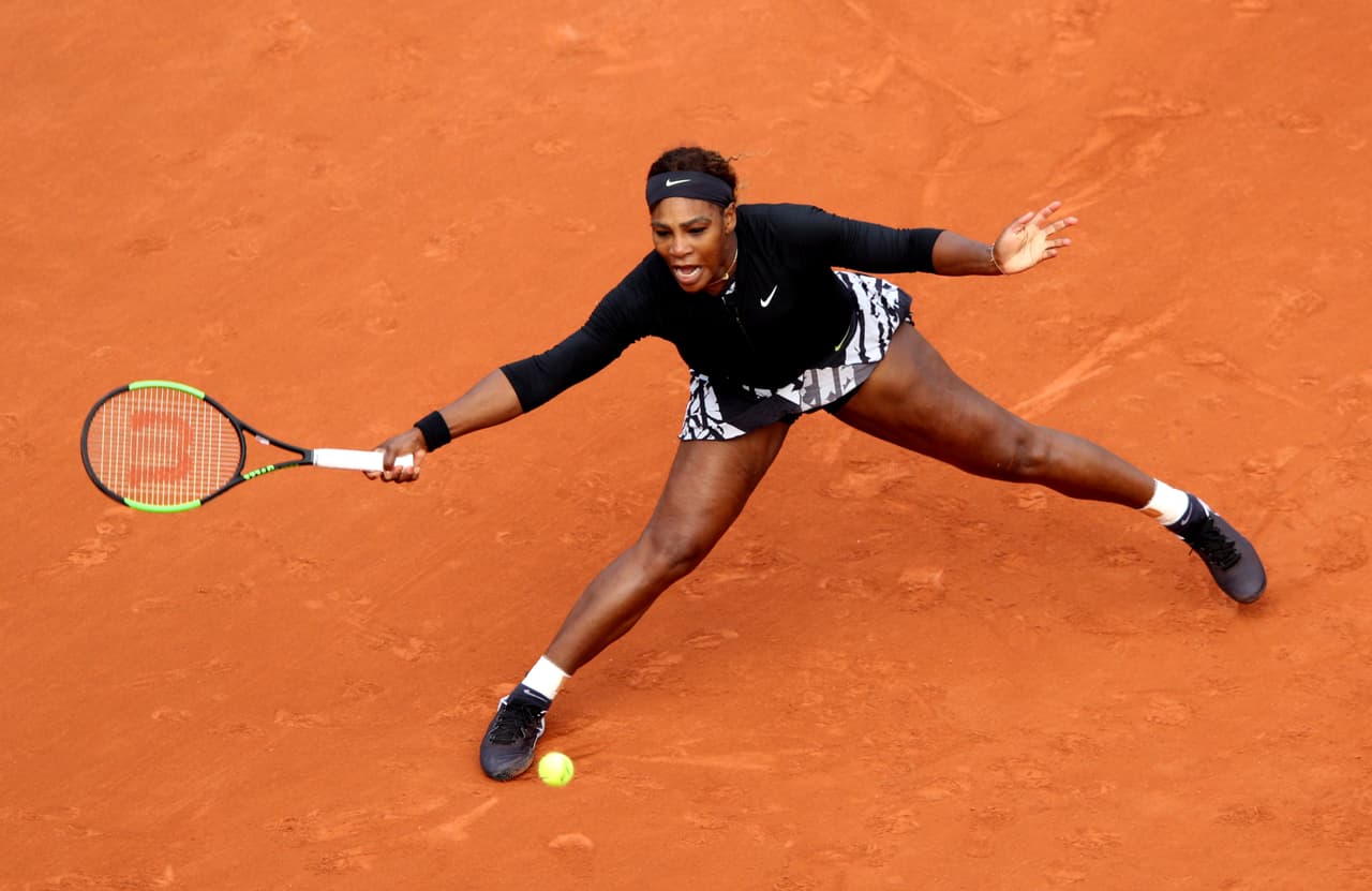 La estadounidense Serena Williams remontó 2-6, 6-1 y 6-0 ante la rusa Vitalia Diatchenko, para acceder a la segunda ronda de Roland Garros, donde aspira a sumar, a sus 37 años, su vigesimocuarto Grand Slam.