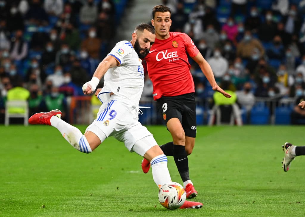 El Hat Trick de Marco Asensio, el doblete de Karim Benzema y el gol de Isco Alarcón le dan la victoria al Real Madrid 6-1 sobre el Mallorca.