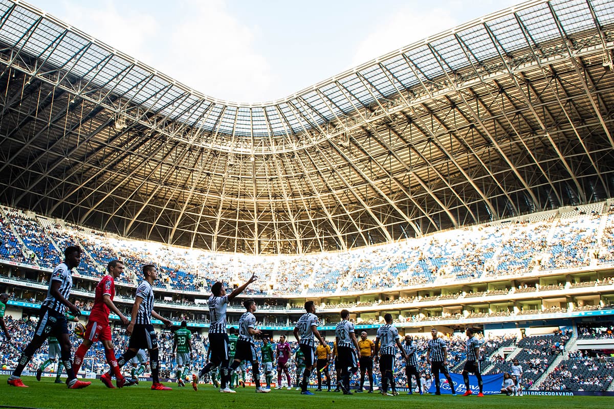 En el Estadio Bancomer se jugó el duelo entre Rayados y León, que resultó vibrante por su trámite y con un 2-2 inesperado.