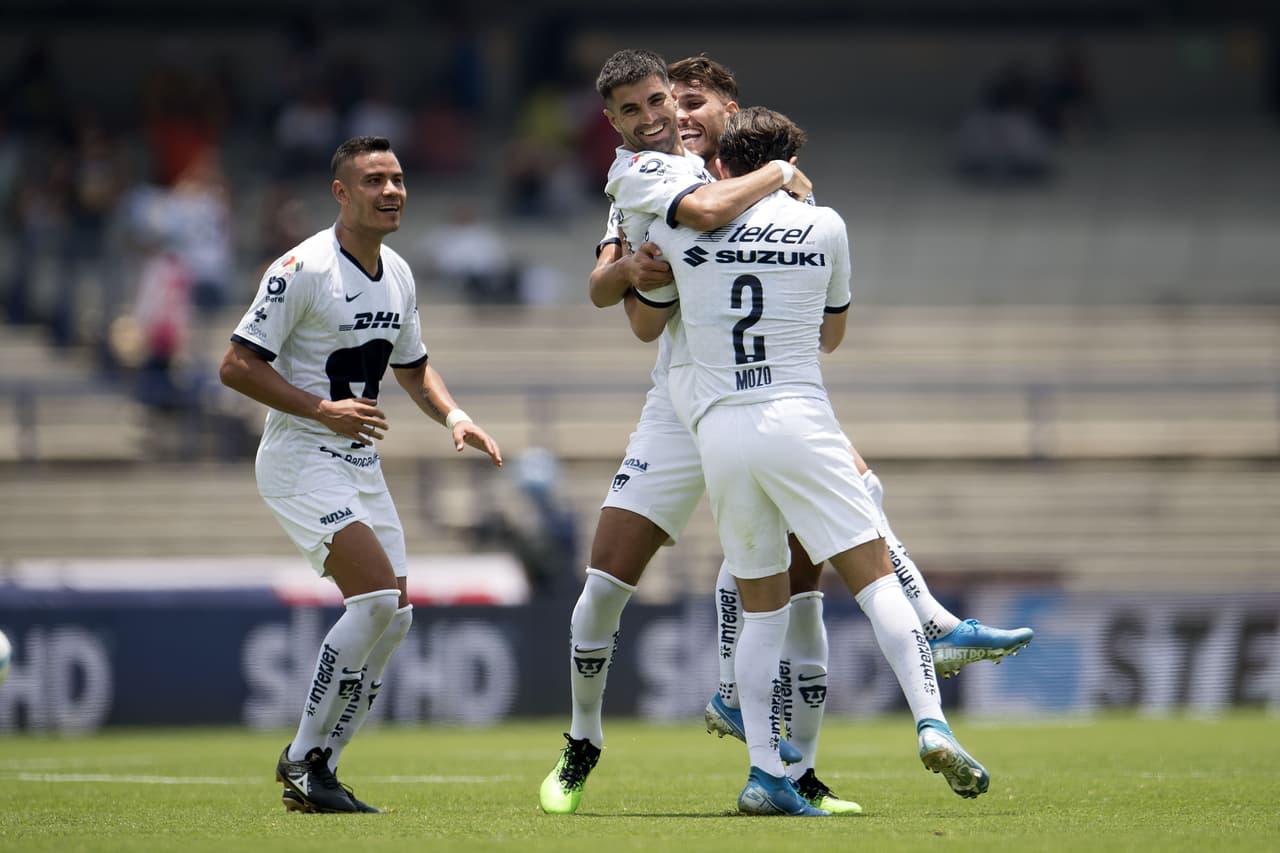 Jugadores discutidos por los seguidores de Pumas como Víctor Malcorra y Jeison Angulo pusieron los tantos del 2-0 sobre el pobre Veracruz.