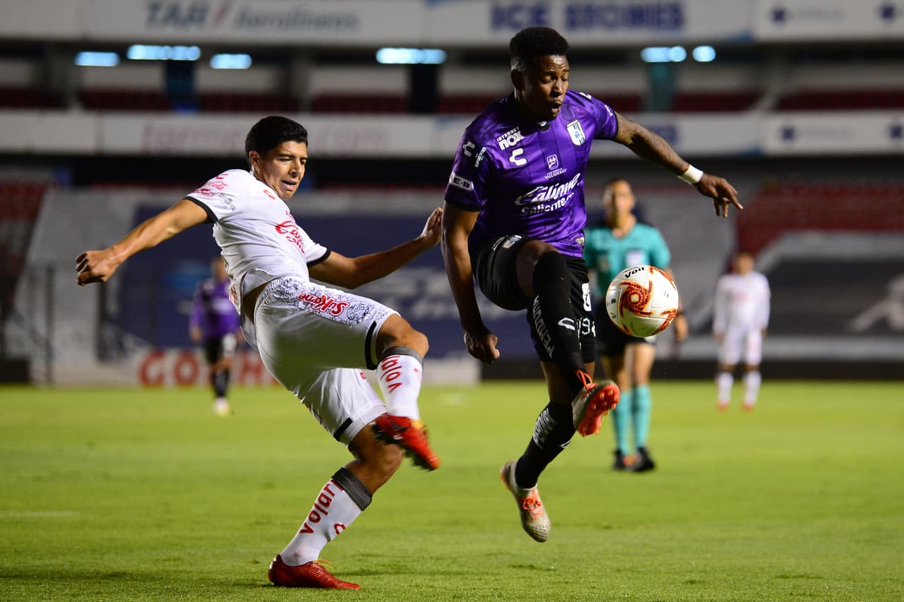 Con gole de Jualián Velázquez, Hugo Silveira, Jordi Cortizo y Vladimir Loroña, Gallos y Xolos nos regalan un entretenido empate en la Corregidora.