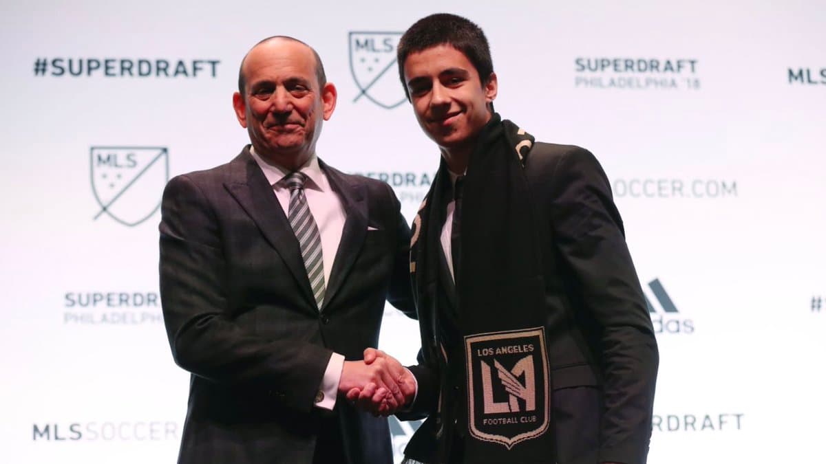 Joven defensor portugués -compañero de Carlos Vela en LAFC- fue el número 1 en el SuperDraft
