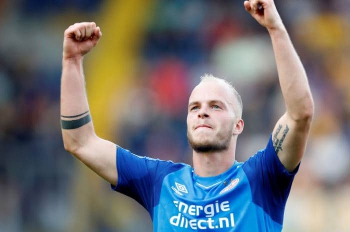 Sobre el final, minuto 88, Jorrit Hendrix marcó el cuarto y último gol del PSV, que suma seis puntos de seis posibles en este arranque liguero. En la siguiente jornada recibirán al Roda JC.