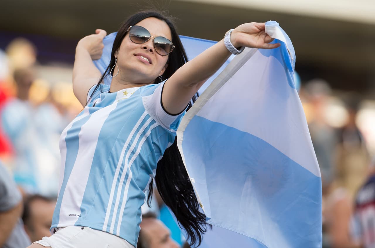 Ellas se lucieron durante el encuentro entre Argentina y Chile en la final de la Copa América Centenario. ¡Echales un vistazo!