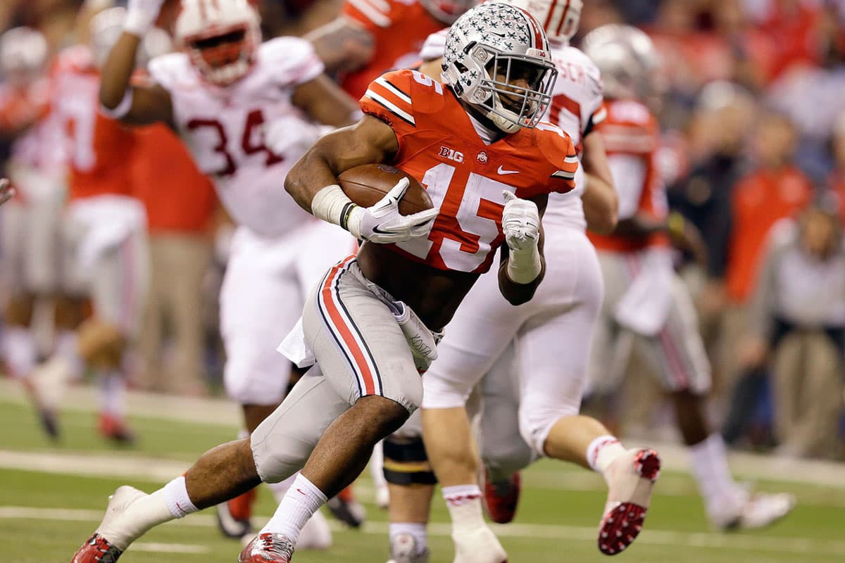 1. OHIO STATE ¿Por qué el rango?: los actuales campeones nacionales regresan repletos de talento. Con Ezekiel Elliott de regreso como corredor y una defensa fuerte, los Buckeyes son un equipo de miedo (Foto: NFL).