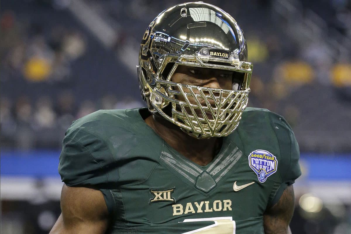 5. BAYLOR ¿Por qué el rango?: Los ‘Osos’ quizá tiene al mejor equipo atlético en la conferencia Big 12 con Shawn Oakman como ala defensiva, KD Cannon como receptor y Shock Linwood como corredor. El nuevo quarterback Seth Russell mantendrá su pie en el acelerador en la ofensiva con ritmo rápido de Art Briles (Foto: NFL)