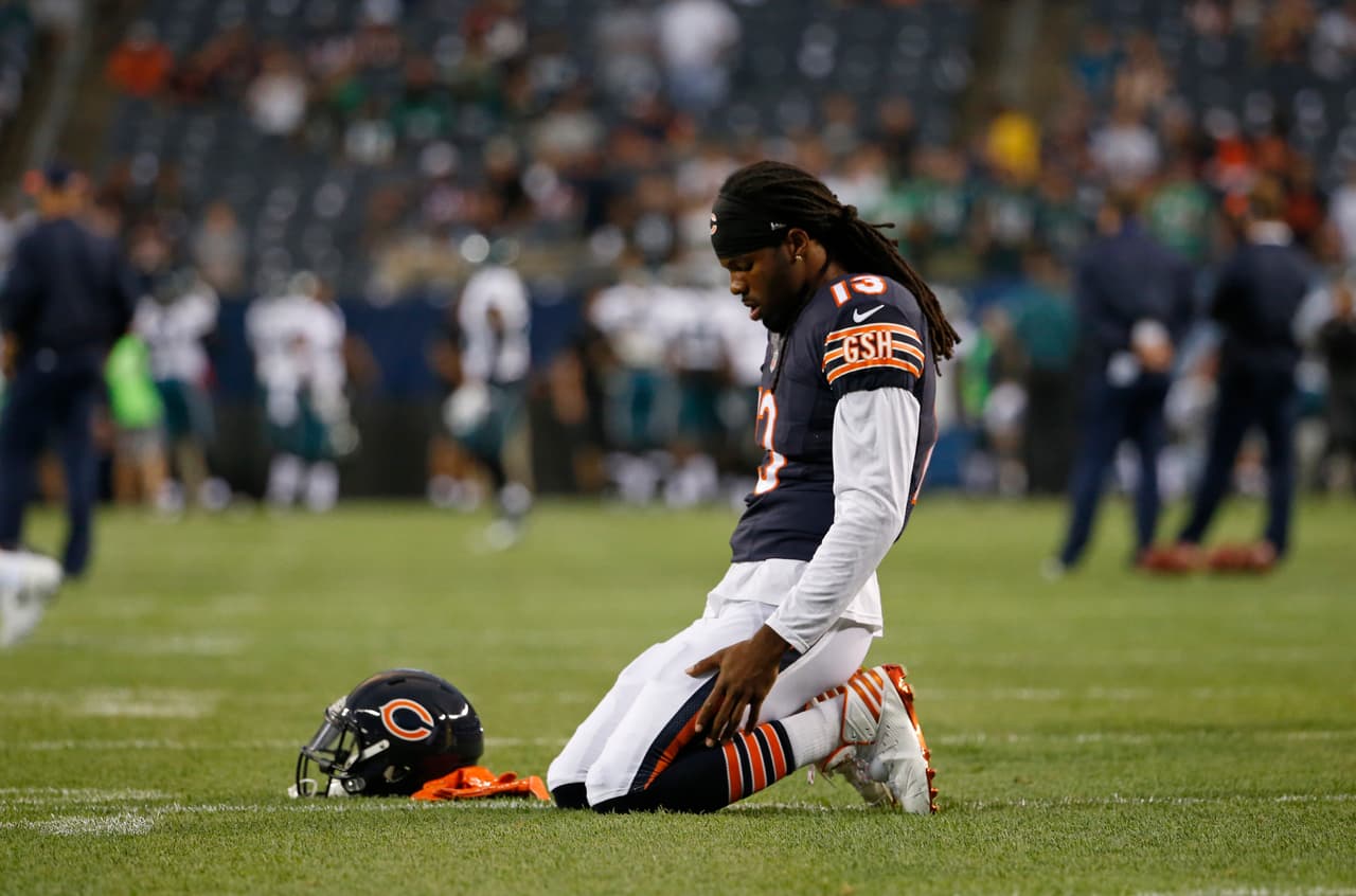 Chicago Bears receiver Kevin White (13) warms up before an NFL football game against the Philadelphia Eagles, Monday, Sept. 19, 2016, in Chicago. (AP Photo/Nam Y. Huh)