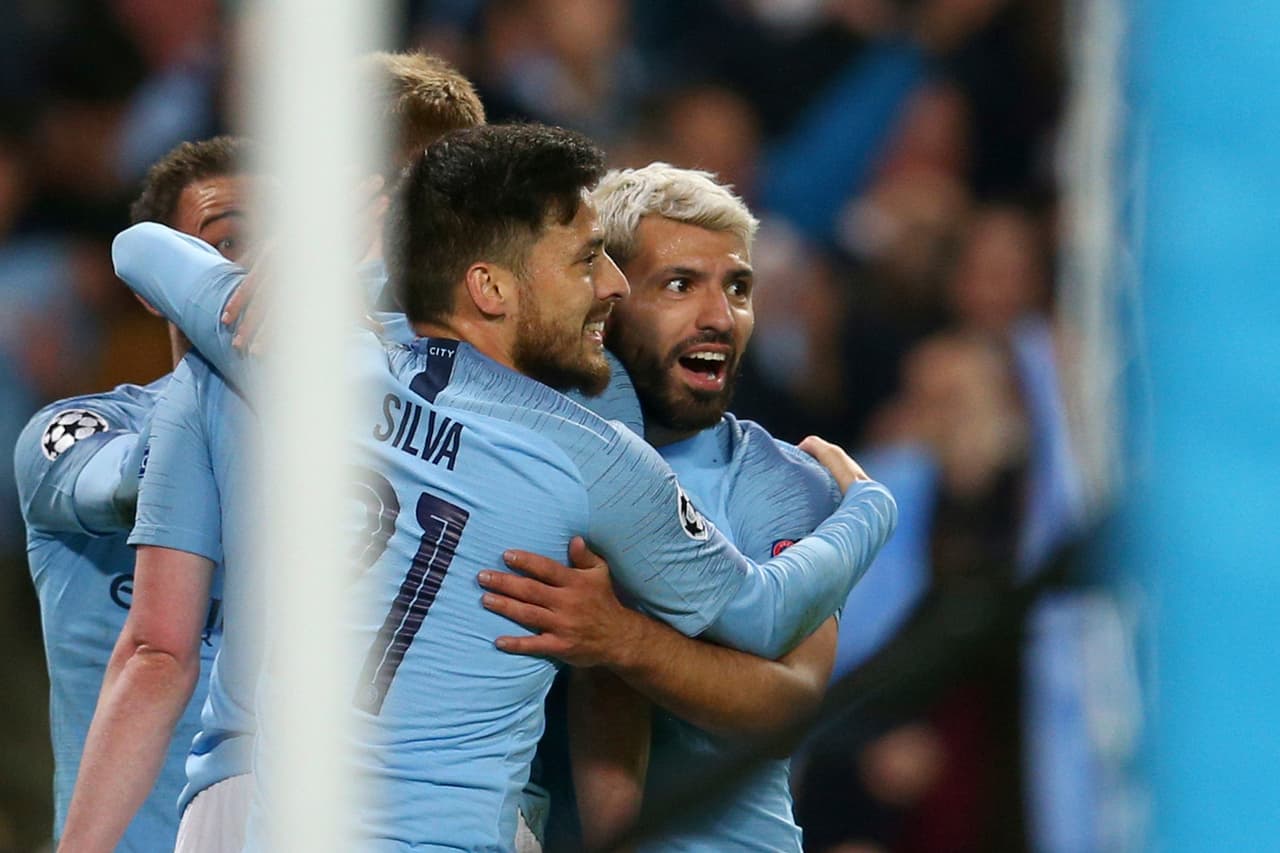 <b>El juego tenía mucha cuerda</b>
<br>En siete minutos cayeron cuatro goles, dos por equipo y la historia aún tendría cuerda.