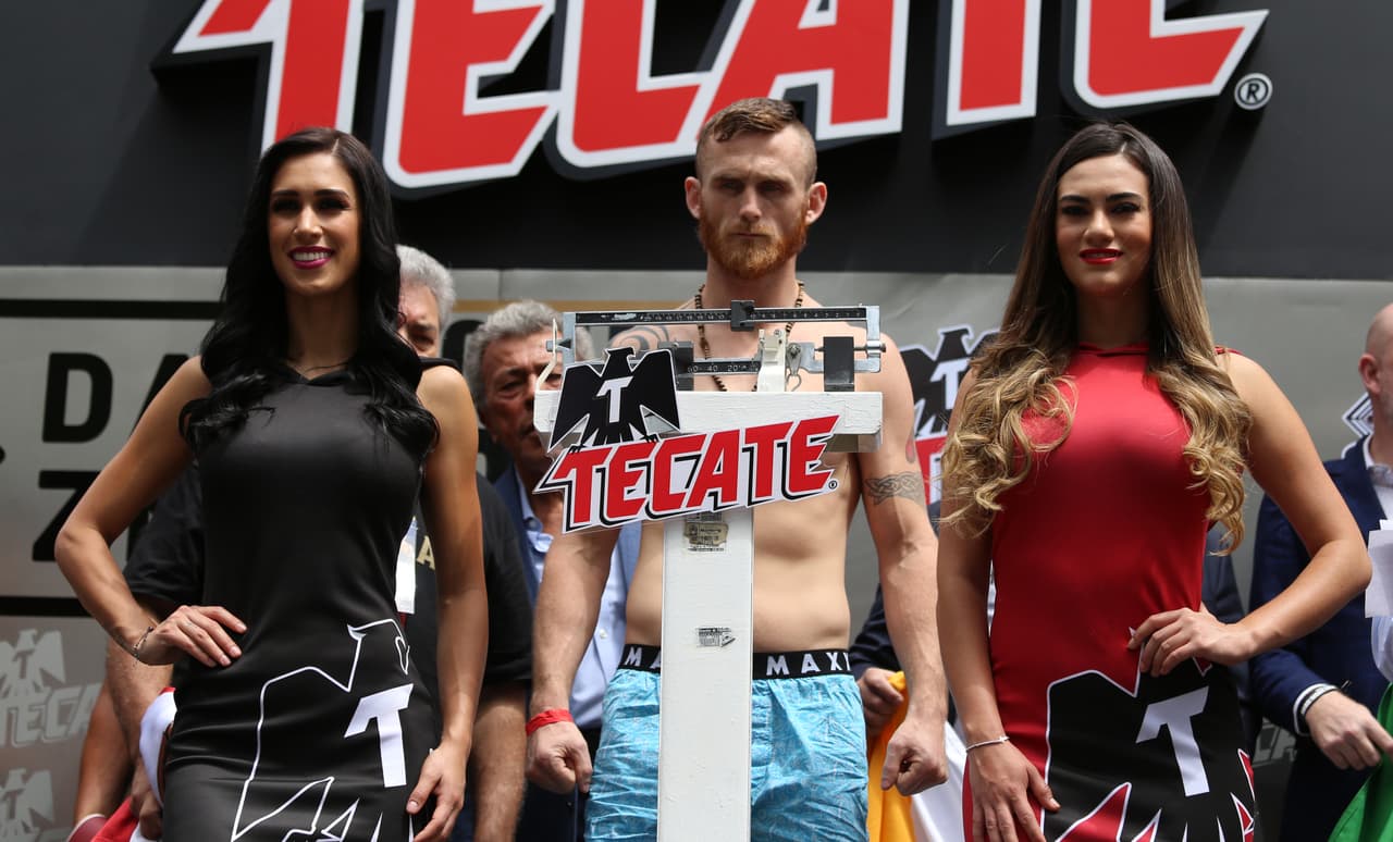 El mexicano Jaime Munguía defenderá la corona superwélter de la OMB este domingo ante el irlandés Dennis Hogan en la Arena Monterrey.