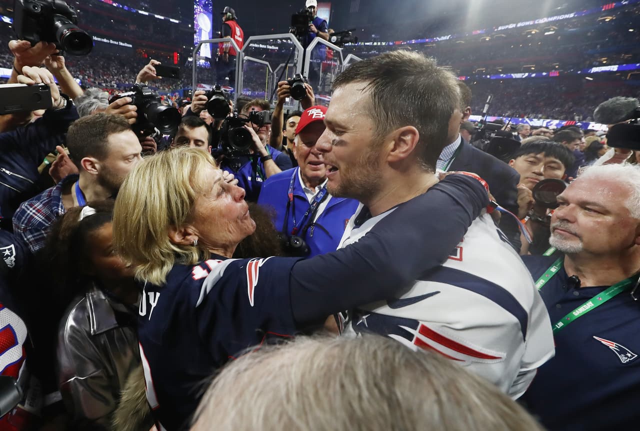 Papás de Brady vencen al coronavirus y estarán en el Super Bowl