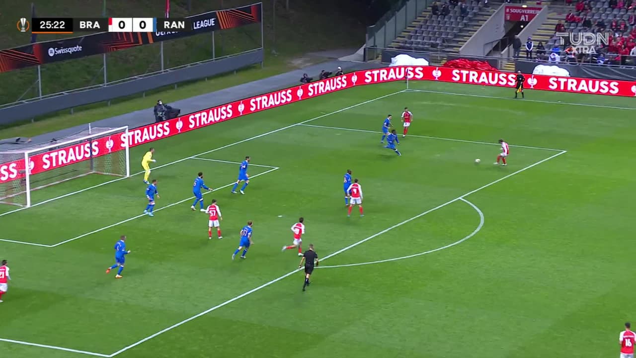 ¡GOL!  anota para Sporting Braga. André Horta