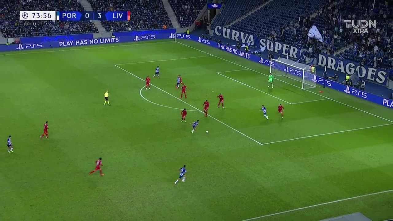 Porto descuenta: Taremi llega puntual y empuja el 1-3 ante Liverpool